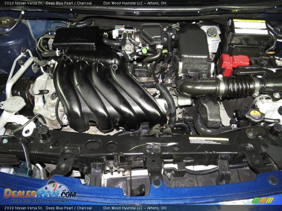 2019 Nissan Versa SV Deep Blue Pearl / Charcoal Photo #6