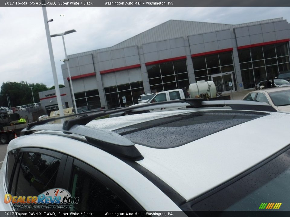 2017 Toyota RAV4 XLE AWD Super White / Black Photo #10