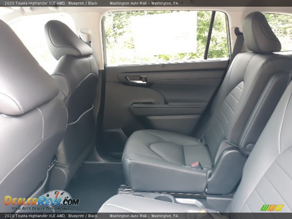 2020 Toyota Highlander XLE AWD Blueprint / Black Photo #24
