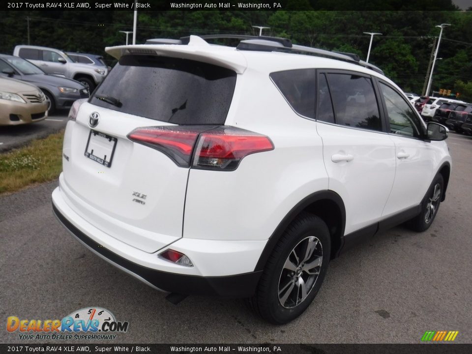 2017 Toyota RAV4 XLE AWD Super White / Black Photo #16