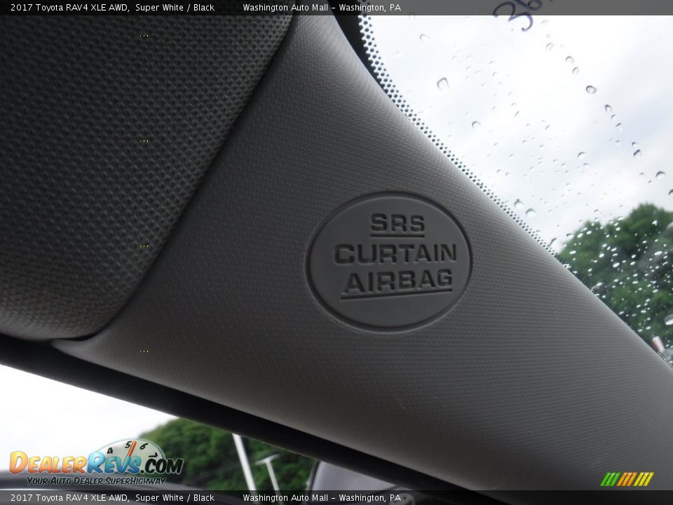 2017 Toyota RAV4 XLE AWD Super White / Black Photo #22