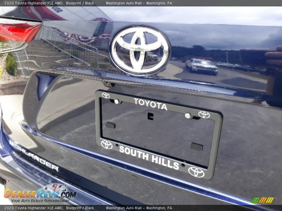 2020 Toyota Highlander XLE AWD Blueprint / Black Photo #34