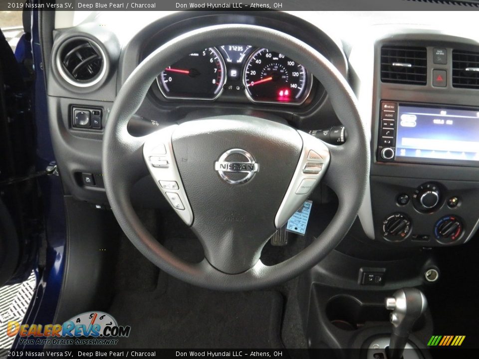 2019 Nissan Versa SV Deep Blue Pearl / Charcoal Photo #29