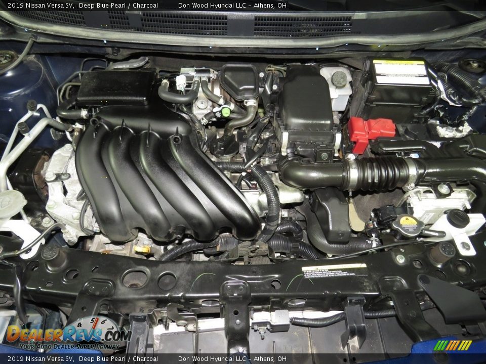 2019 Nissan Versa SV Deep Blue Pearl / Charcoal Photo #6