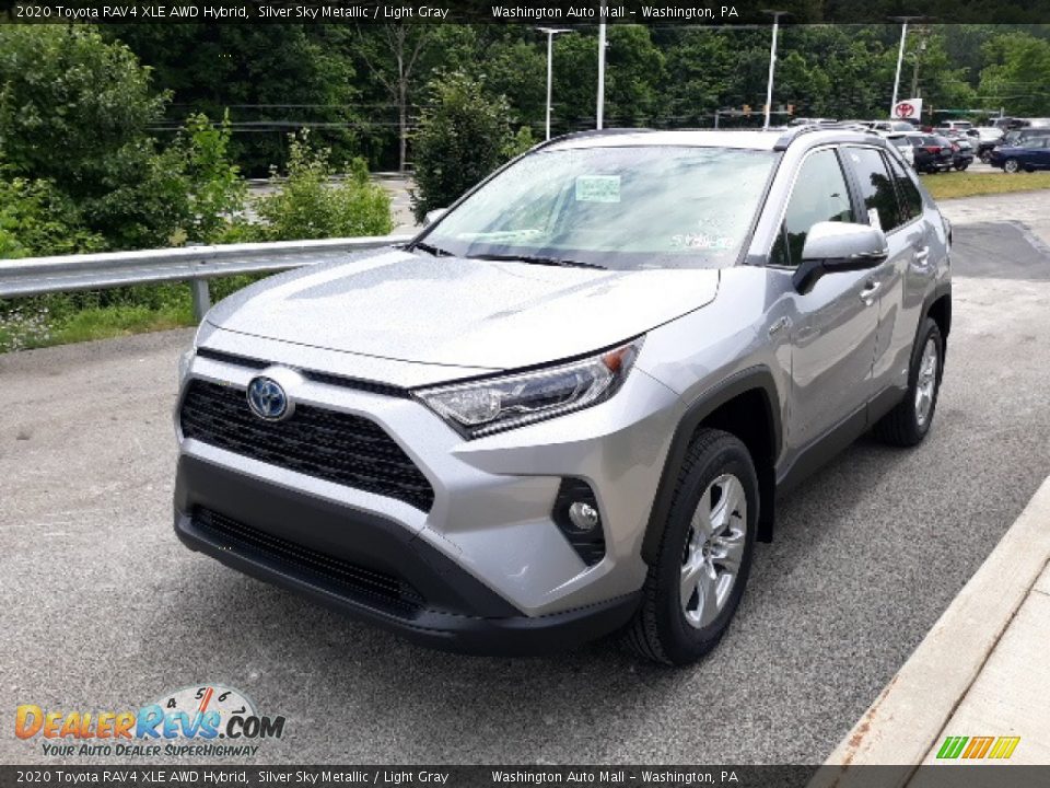 2020 Toyota RAV4 XLE AWD Hybrid Silver Sky Metallic / Light Gray Photo #26
