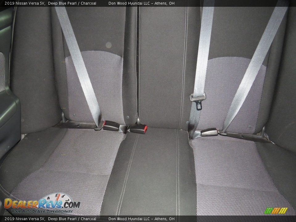2019 Nissan Versa SV Deep Blue Pearl / Charcoal Photo #19