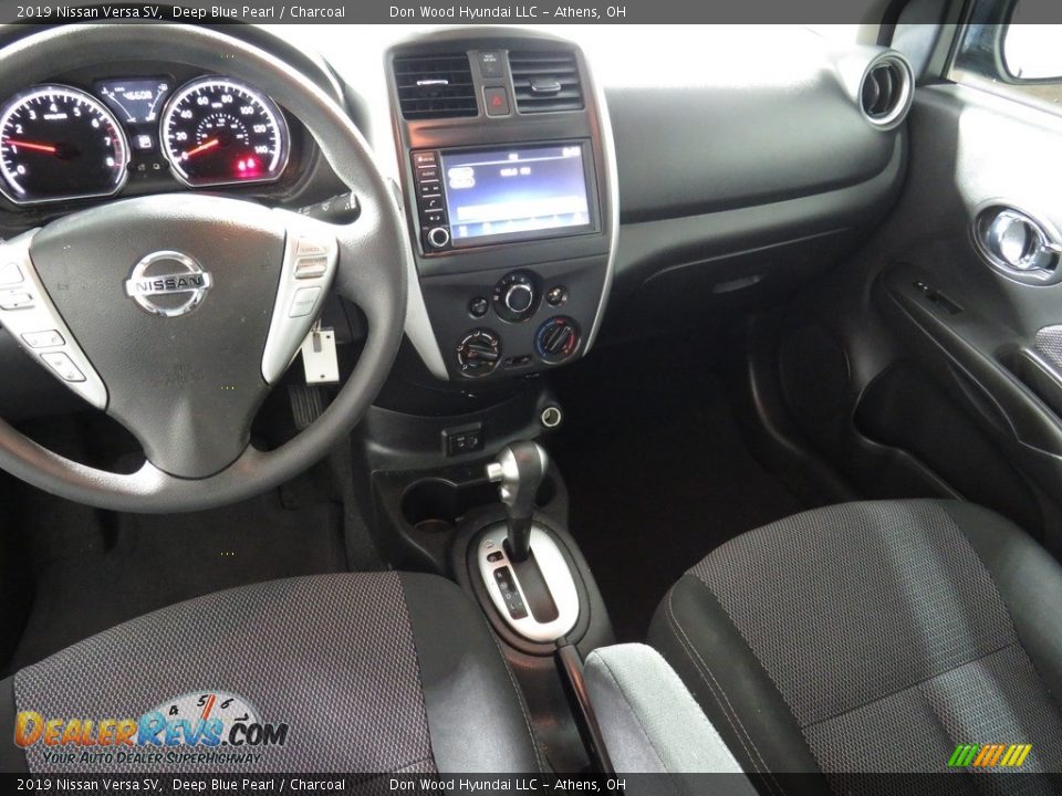 2019 Nissan Versa SV Deep Blue Pearl / Charcoal Photo #30