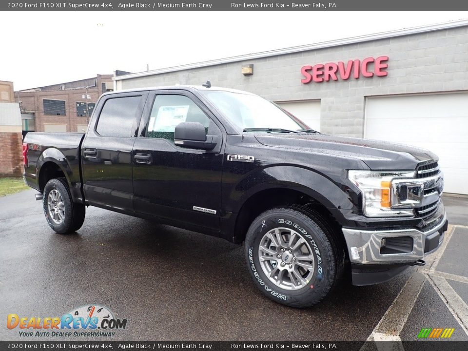 Front 3/4 View of 2020 Ford F150 XLT SuperCrew 4x4 Photo #10