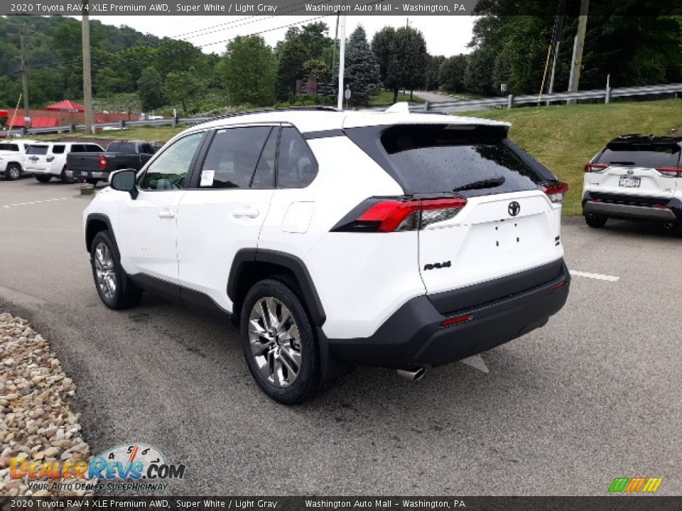 2020 Toyota RAV4 XLE Premium AWD Super White / Light Gray Photo #2