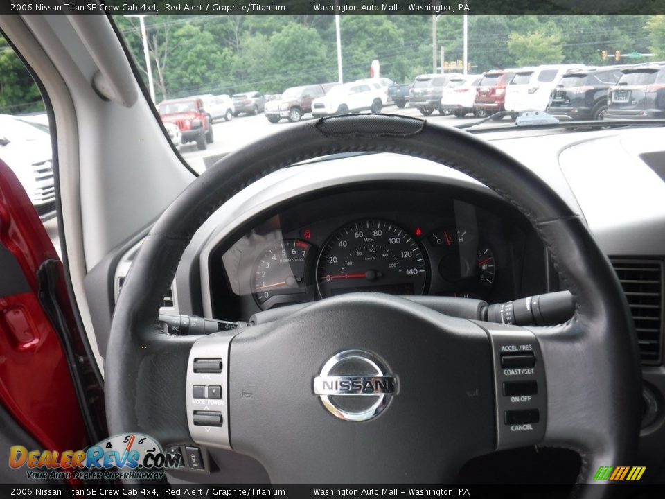 2006 Nissan Titan SE Crew Cab 4x4 Red Alert / Graphite/Titanium Photo #6
