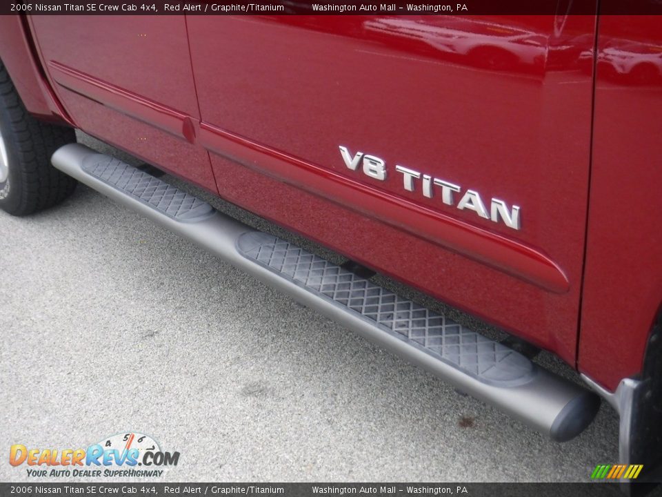 2006 Nissan Titan SE Crew Cab 4x4 Red Alert / Graphite/Titanium Photo #9