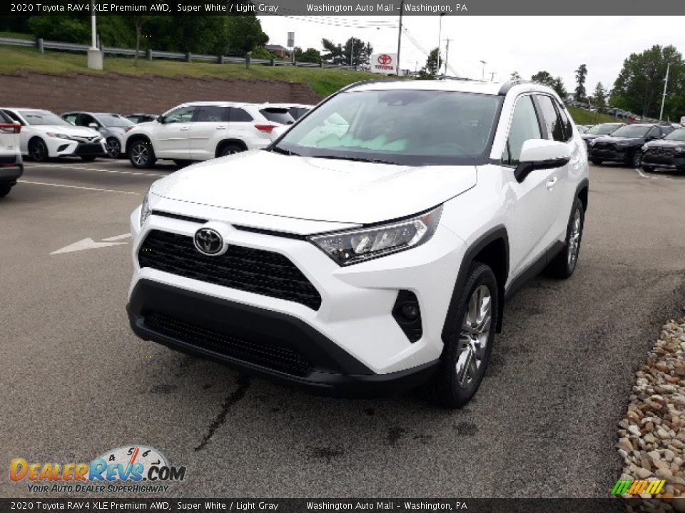 2020 Toyota RAV4 XLE Premium AWD Super White / Light Gray Photo #29