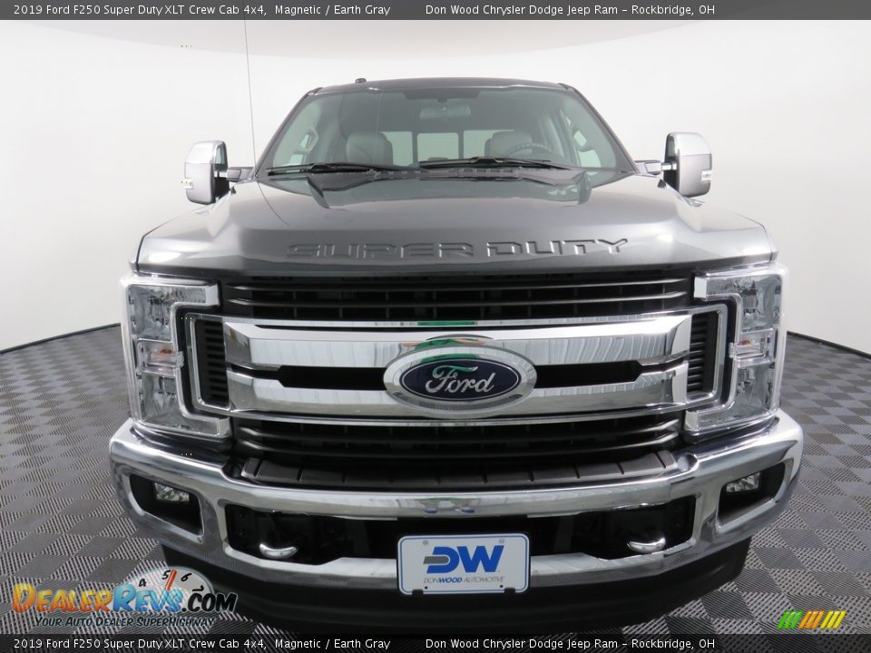 2019 Ford F250 Super Duty XLT Crew Cab 4x4 Magnetic / Earth Gray Photo #6