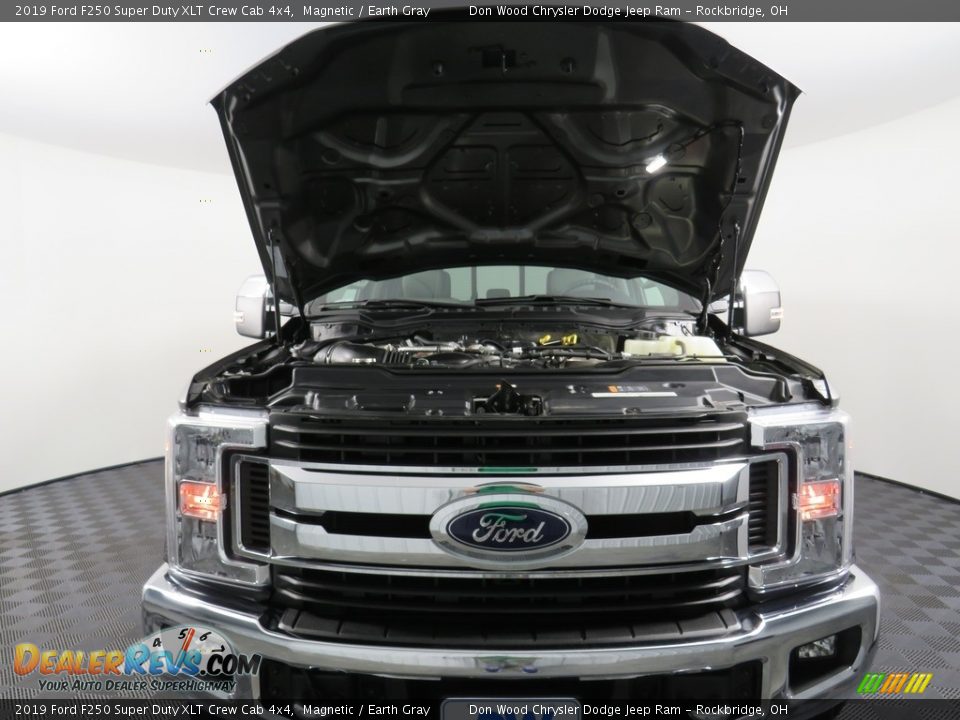2019 Ford F250 Super Duty XLT Crew Cab 4x4 Magnetic / Earth Gray Photo #7