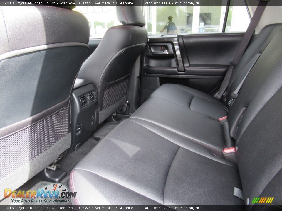 2018 Toyota 4Runner TRD Off-Road 4x4 Classic Silver Metallic / Graphite Photo #10