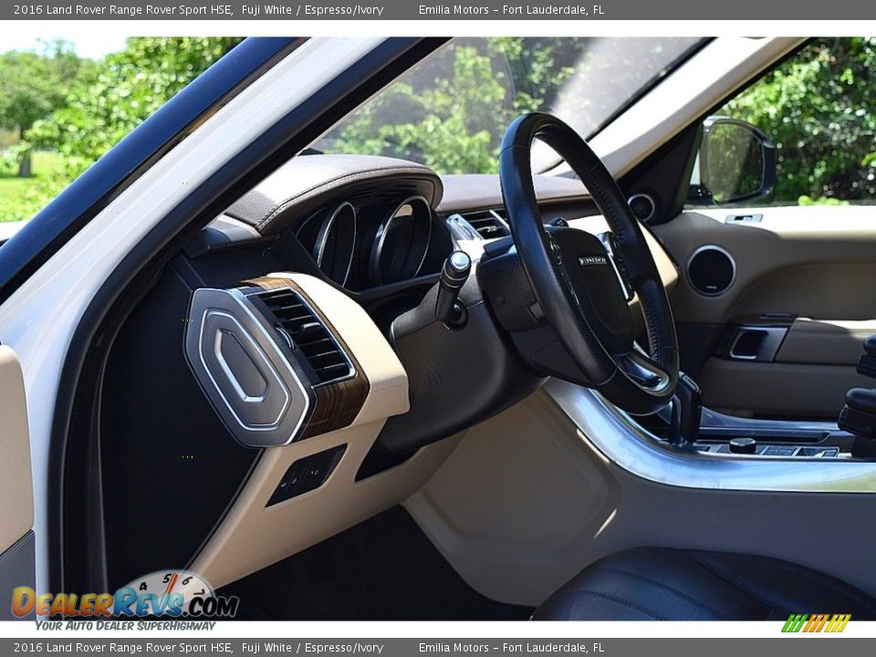 2016 Land Rover Range Rover Sport HSE Fuji White / Espresso/Ivory Photo #17