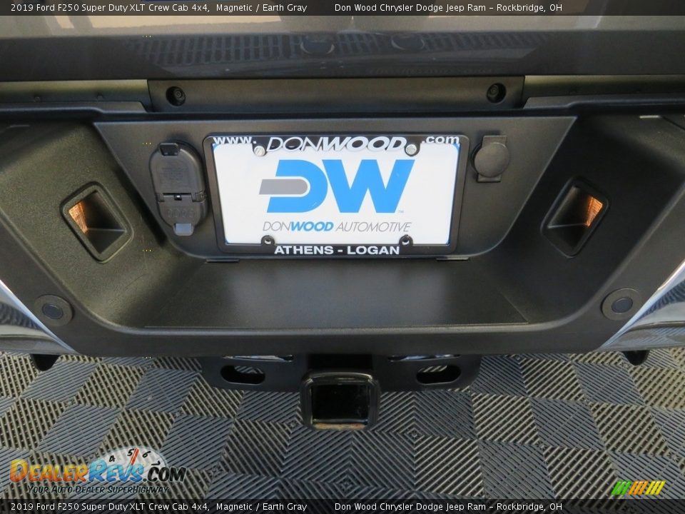 2019 Ford F250 Super Duty XLT Crew Cab 4x4 Magnetic / Earth Gray Photo #14