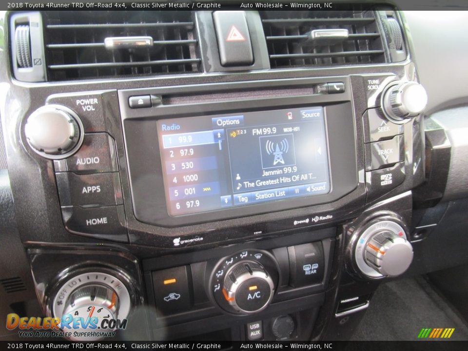 2018 Toyota 4Runner TRD Off-Road 4x4 Classic Silver Metallic / Graphite Photo #17