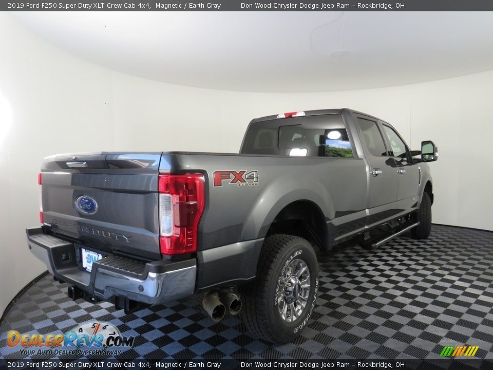 2019 Ford F250 Super Duty XLT Crew Cab 4x4 Magnetic / Earth Gray Photo #17