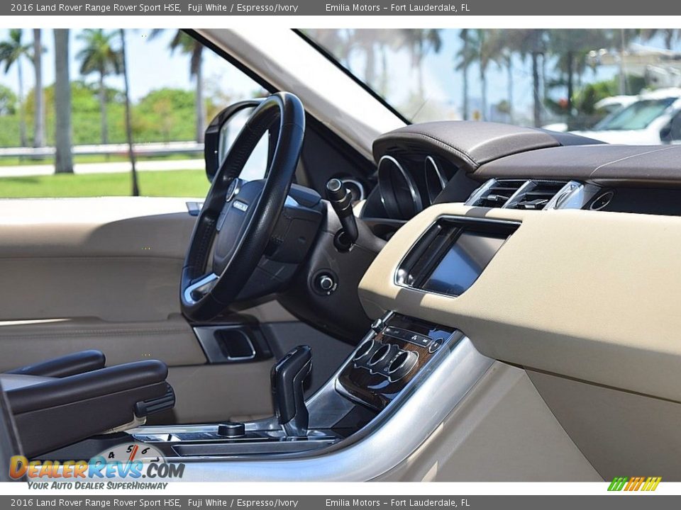 2016 Land Rover Range Rover Sport HSE Fuji White / Espresso/Ivory Photo #22