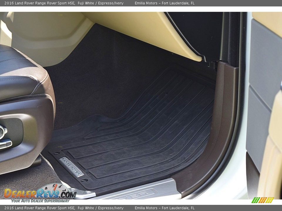 2016 Land Rover Range Rover Sport HSE Fuji White / Espresso/Ivory Photo #24