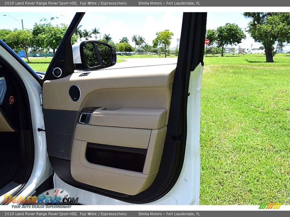 2016 Land Rover Range Rover Sport HSE Fuji White / Espresso/Ivory Photo #25