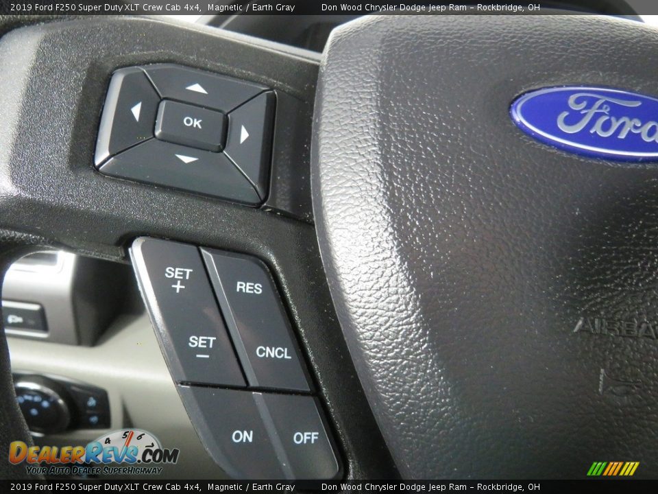2019 Ford F250 Super Duty XLT Crew Cab 4x4 Magnetic / Earth Gray Photo #23