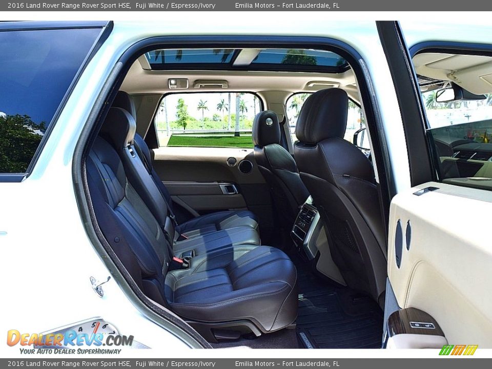 2016 Land Rover Range Rover Sport HSE Fuji White / Espresso/Ivory Photo #32