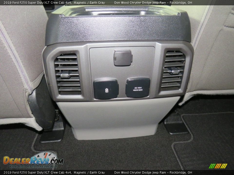 2019 Ford F250 Super Duty XLT Crew Cab 4x4 Magnetic / Earth Gray Photo #36