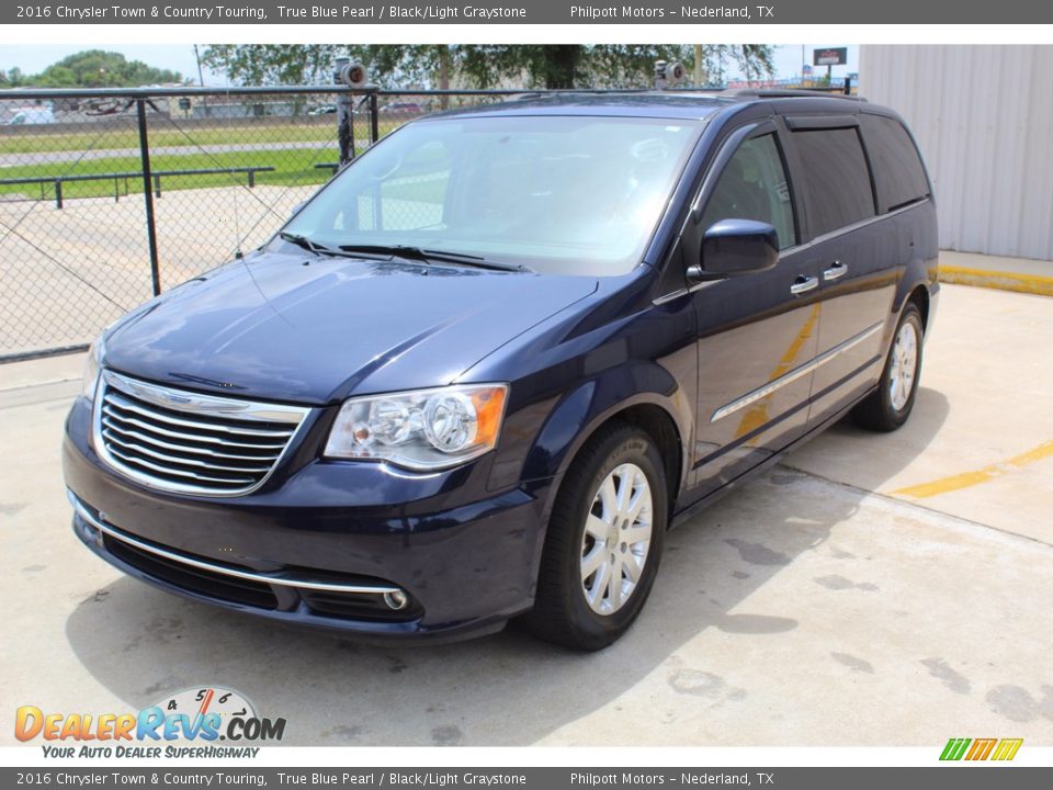 2016 Chrysler Town & Country Touring True Blue Pearl / Black/Light Graystone Photo #4