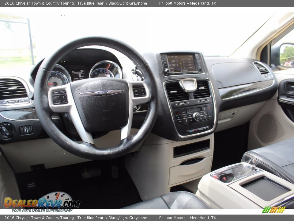 2016 Chrysler Town & Country Touring True Blue Pearl / Black/Light Graystone Photo #24
