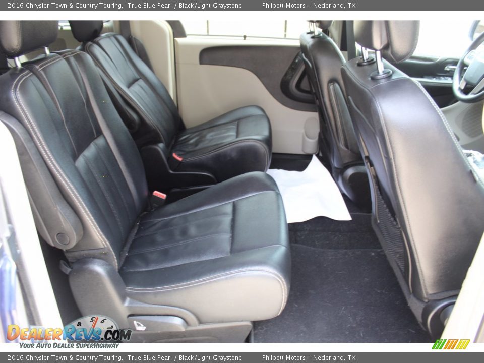 2016 Chrysler Town & Country Touring True Blue Pearl / Black/Light Graystone Photo #28