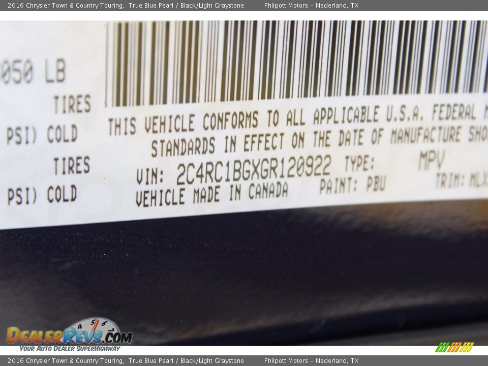 2016 Chrysler Town & Country Touring True Blue Pearl / Black/Light Graystone Photo #31