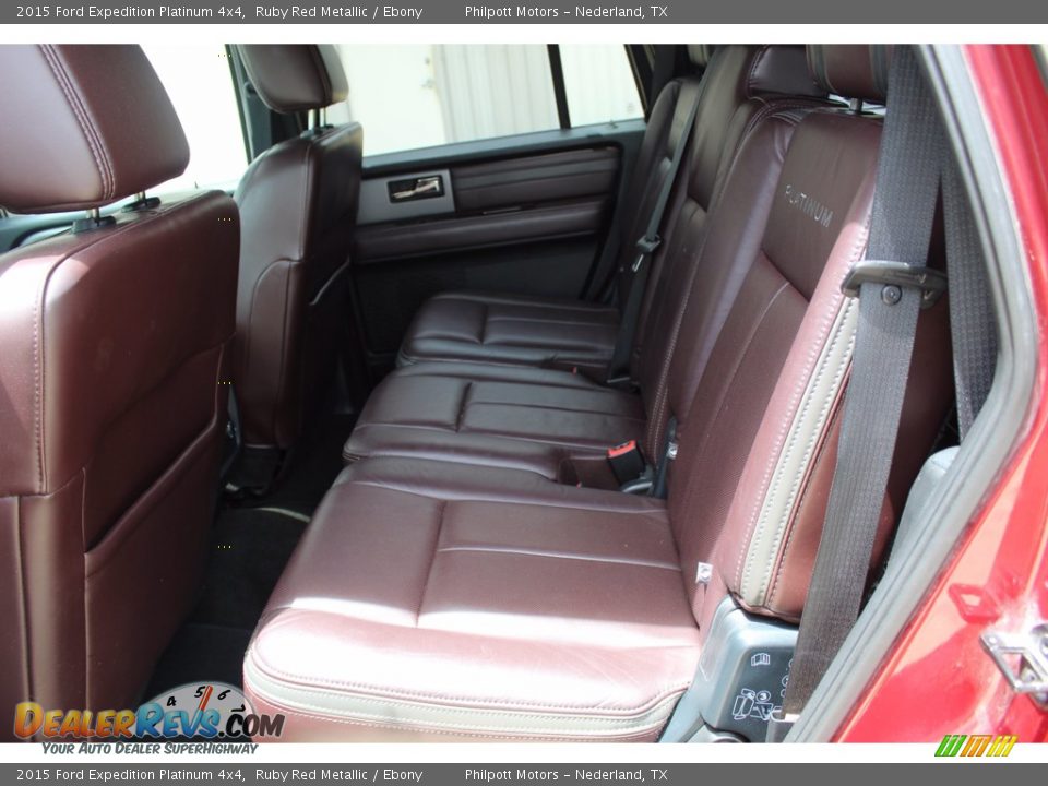 2015 Ford Expedition Platinum 4x4 Ruby Red Metallic / Ebony Photo #26