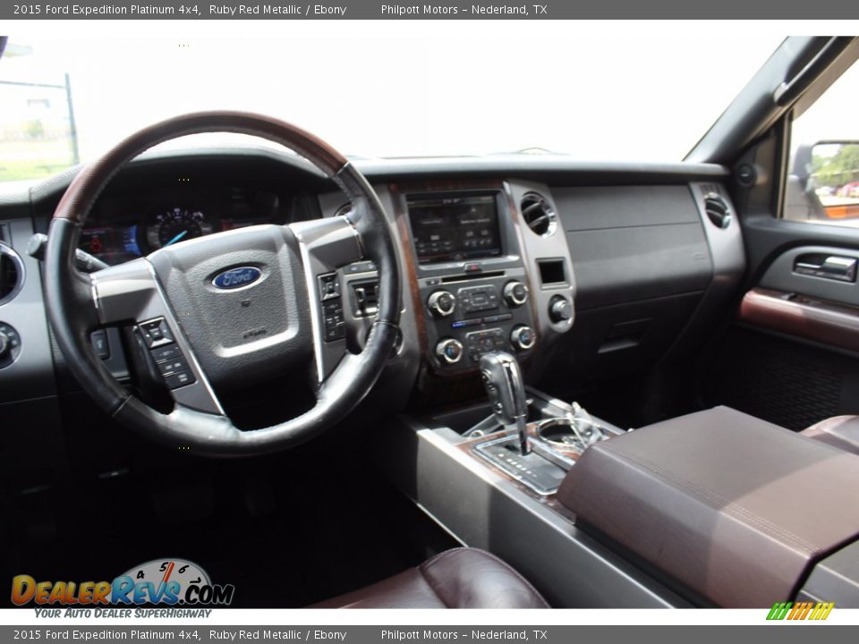 2015 Ford Expedition Platinum 4x4 Ruby Red Metallic / Ebony Photo #27