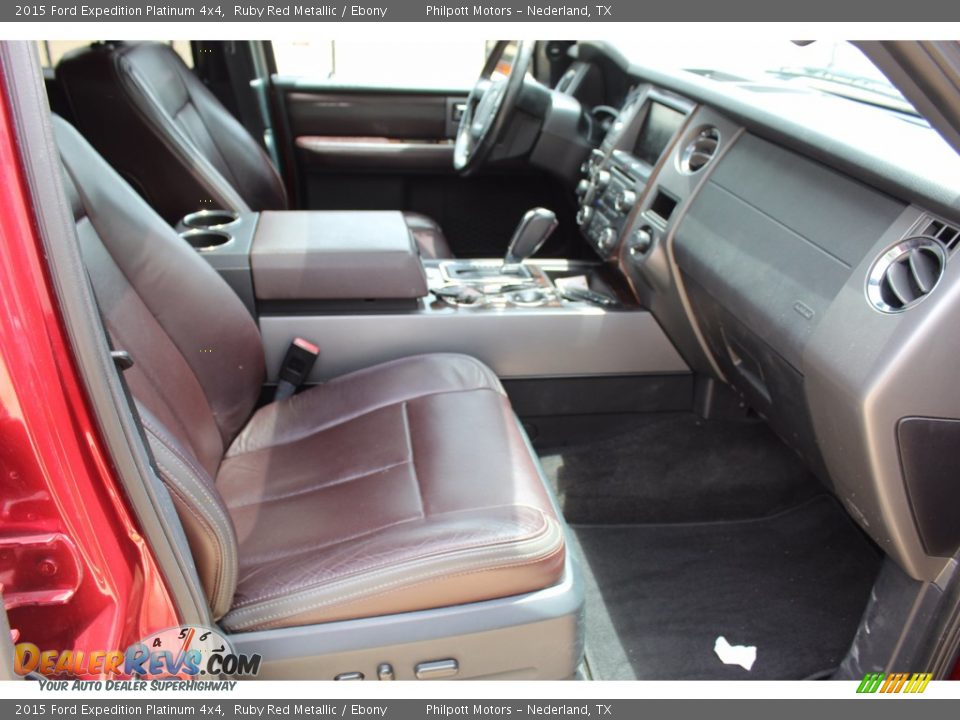 2015 Ford Expedition Platinum 4x4 Ruby Red Metallic / Ebony Photo #33