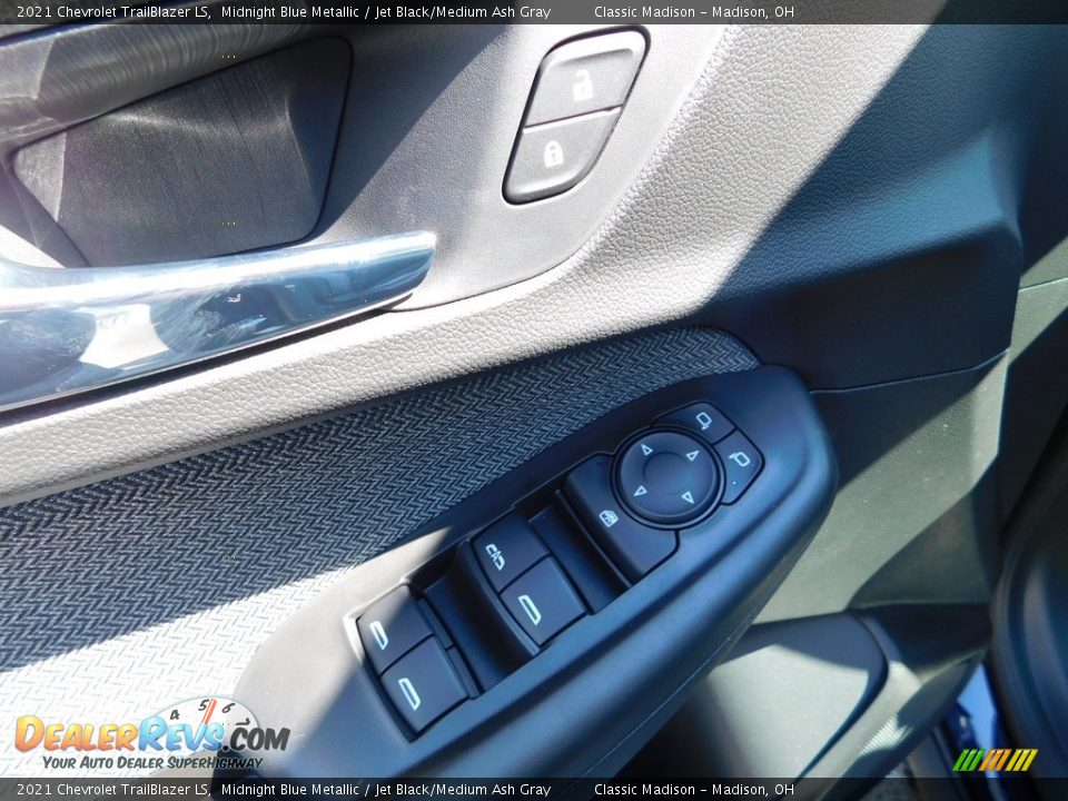 2021 Chevrolet TrailBlazer LS Midnight Blue Metallic / Jet Black/Medium Ash Gray Photo #11