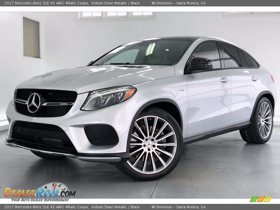 Front 3/4 View of 2017 Mercedes-Benz GLE 43 AMG 4Matic Coupe Photo #12