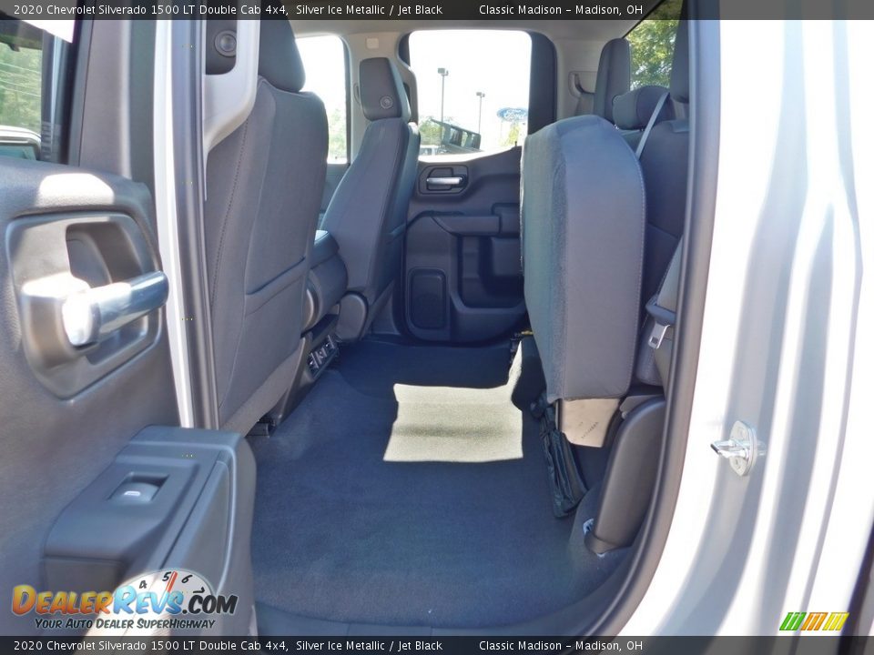 2020 Chevrolet Silverado 1500 LT Double Cab 4x4 Silver Ice Metallic / Jet Black Photo #27