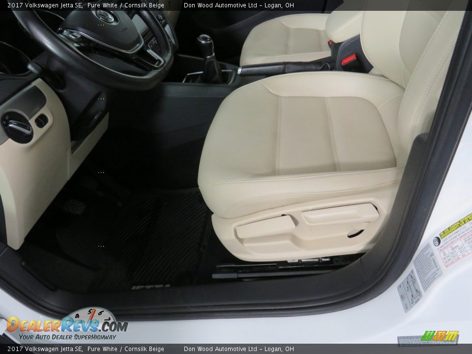 2017 Volkswagen Jetta SE Pure White / Cornsilk Beige Photo #29