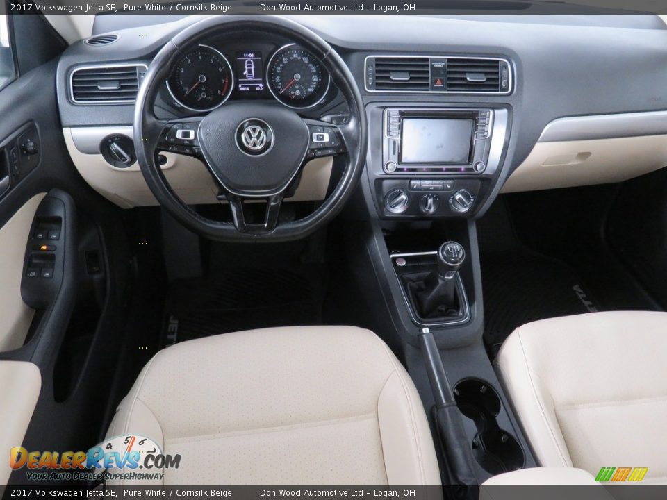 Dashboard of 2017 Volkswagen Jetta SE Photo #33