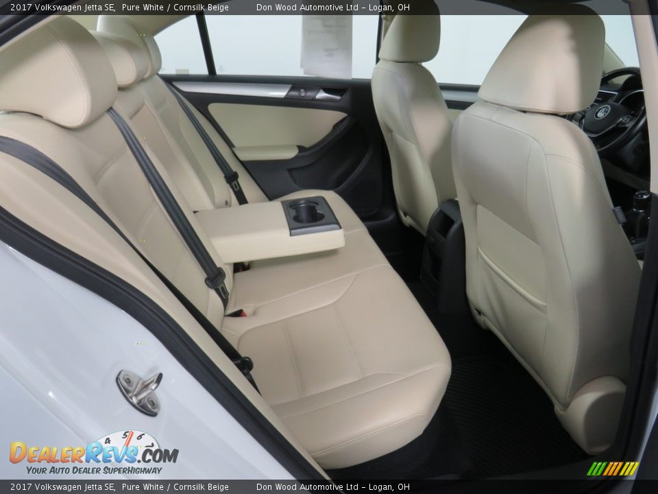 Rear Seat of 2017 Volkswagen Jetta SE Photo #35