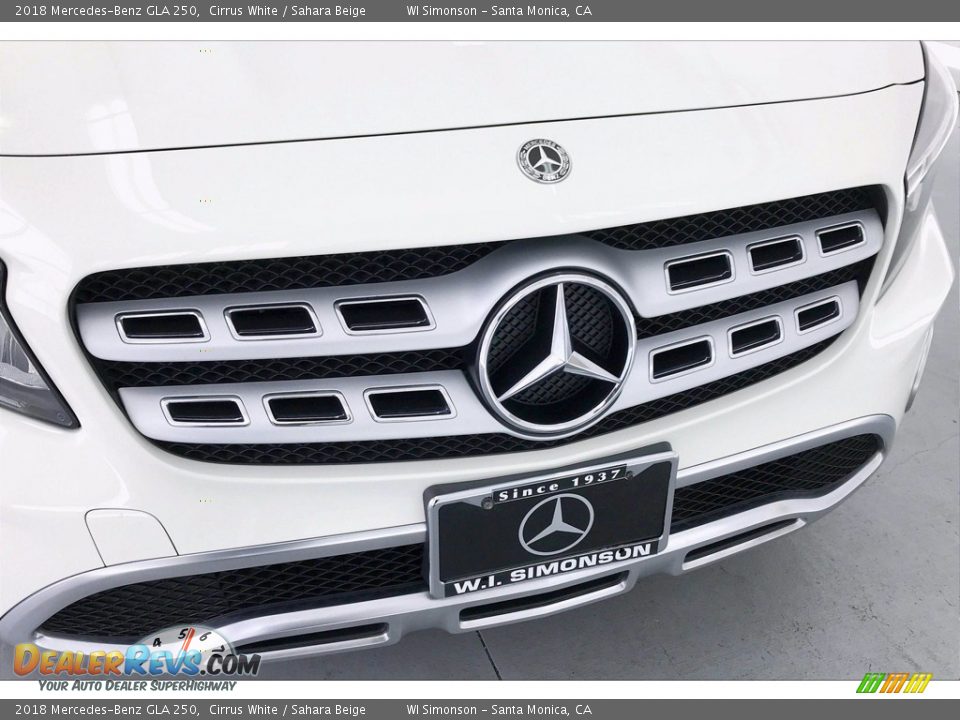 2018 Mercedes-Benz GLA 250 Cirrus White / Sahara Beige Photo #33