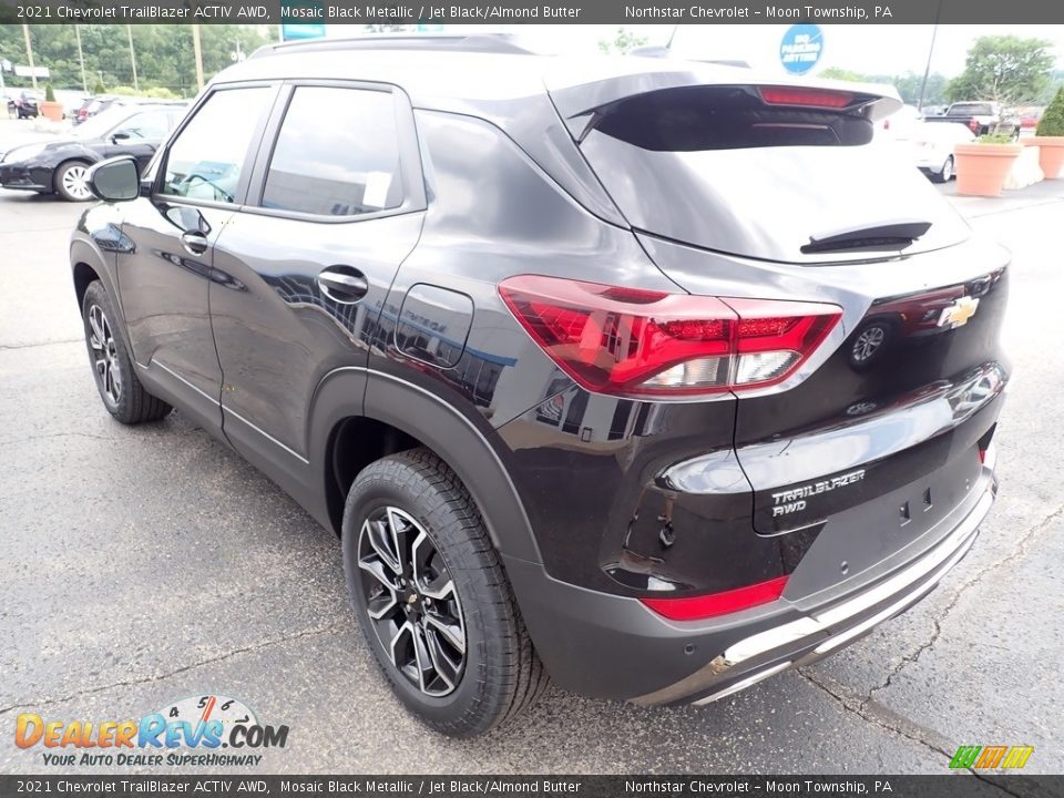 2021 Chevrolet TrailBlazer ACTIV AWD Mosaic Black Metallic / Jet Black/Almond Butter Photo #4