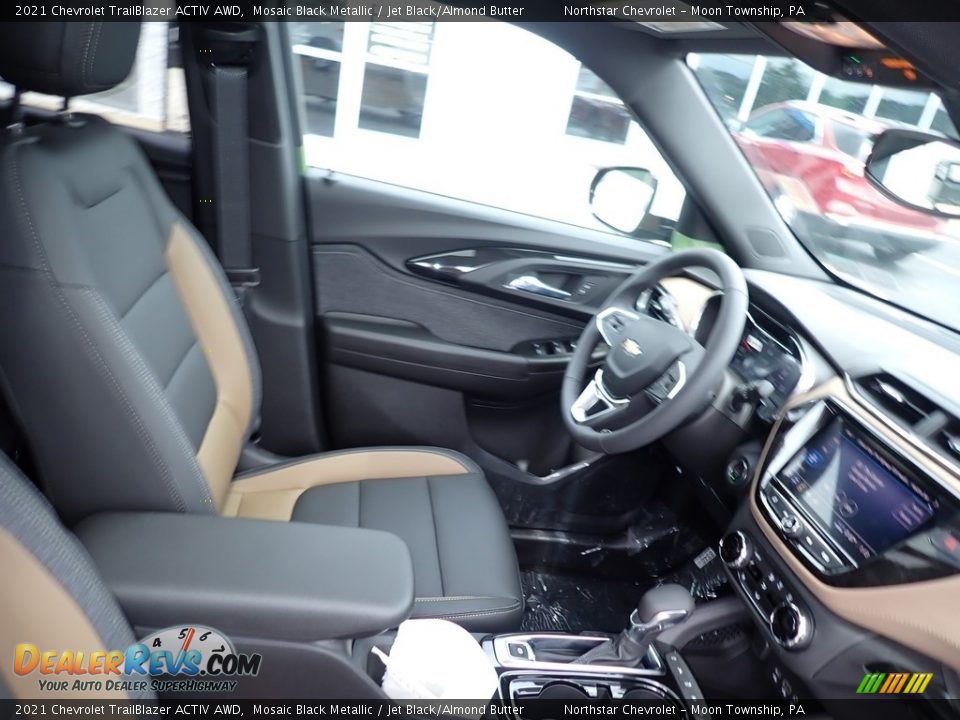 Front Seat of 2021 Chevrolet Trailblazer ACTIV AWD Photo #11