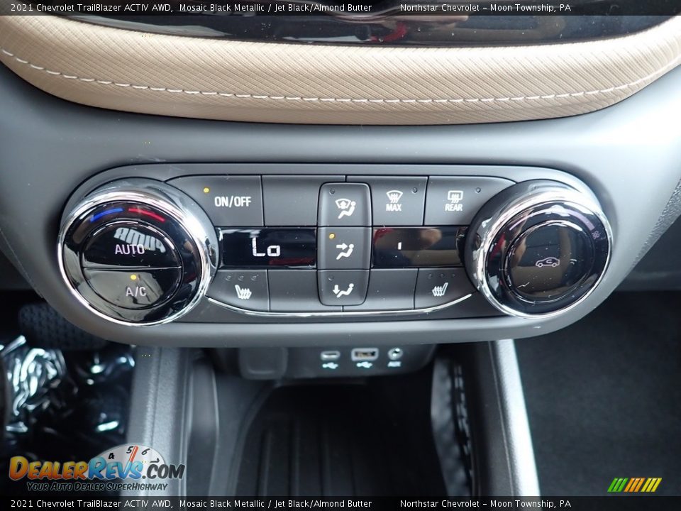 Controls of 2021 Chevrolet TrailBlazer ACTIV AWD Photo #20