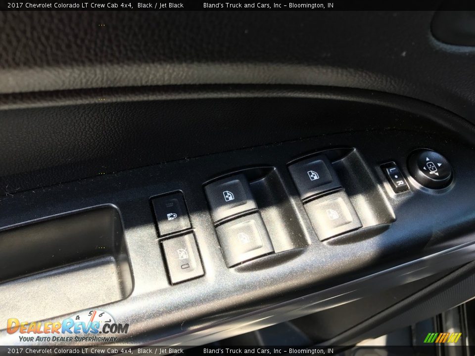 2017 Chevrolet Colorado LT Crew Cab 4x4 Black / Jet Black Photo #11