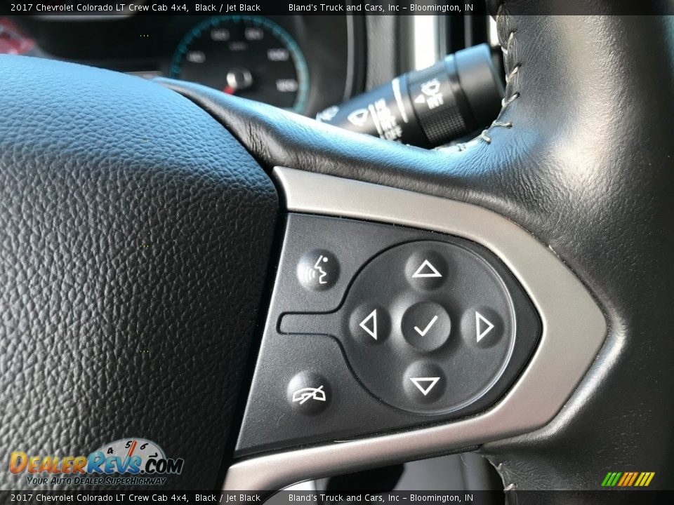 2017 Chevrolet Colorado LT Crew Cab 4x4 Black / Jet Black Photo #17