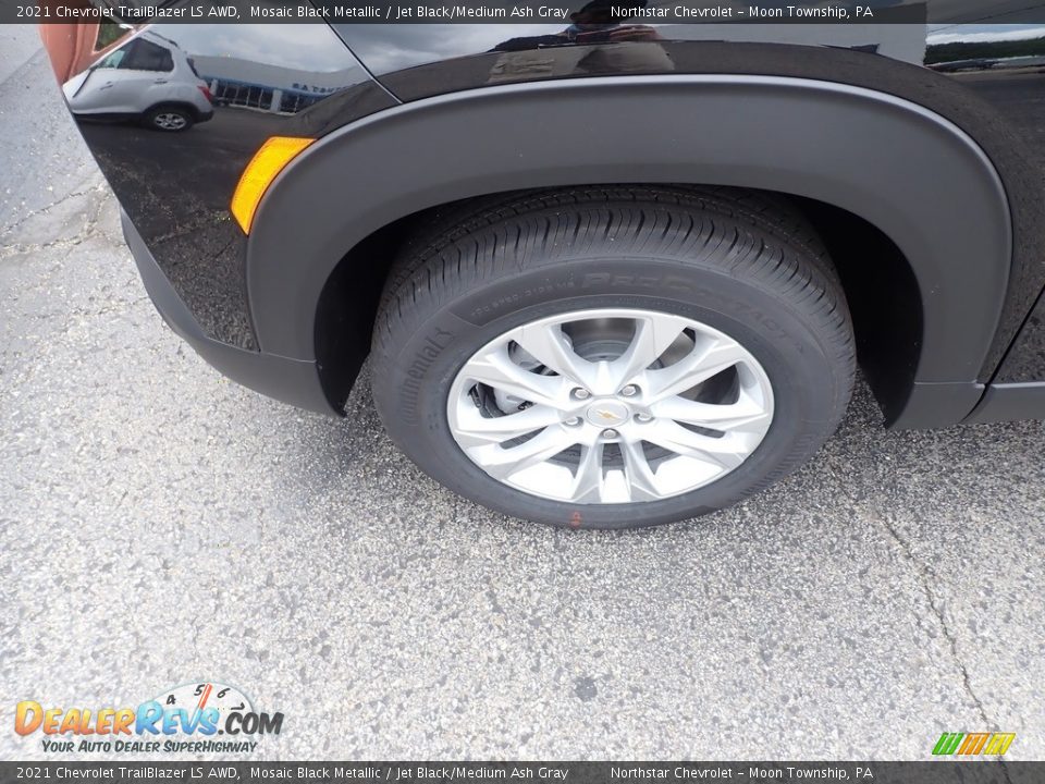 2021 Chevrolet TrailBlazer LS AWD Mosaic Black Metallic / Jet Black/Medium Ash Gray Photo #2