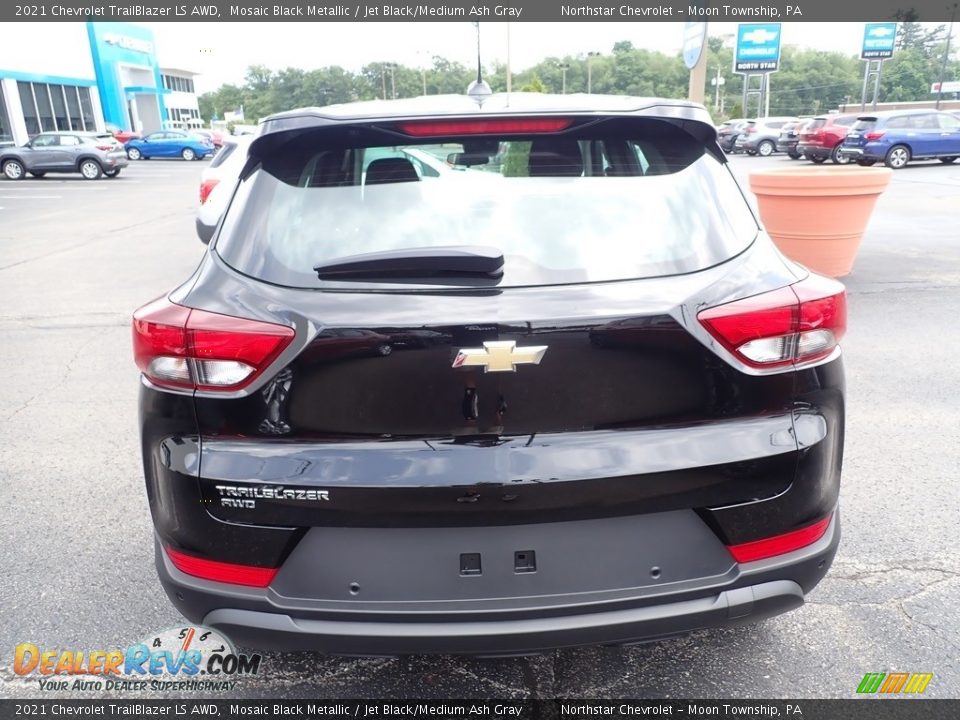 2021 Chevrolet TrailBlazer LS AWD Mosaic Black Metallic / Jet Black/Medium Ash Gray Photo #5